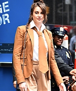 Filename=SWBR002.jpg
Filesize=940KiB
Dimensions=2400x3600
Date added=Apr 18, 2023 SWBR002.jpg