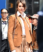 Filename=SWBR005.jpg
Filesize=917KiB
Dimensions=2400x3600
Date added=Apr 18, 2023 SWBR005.jpg